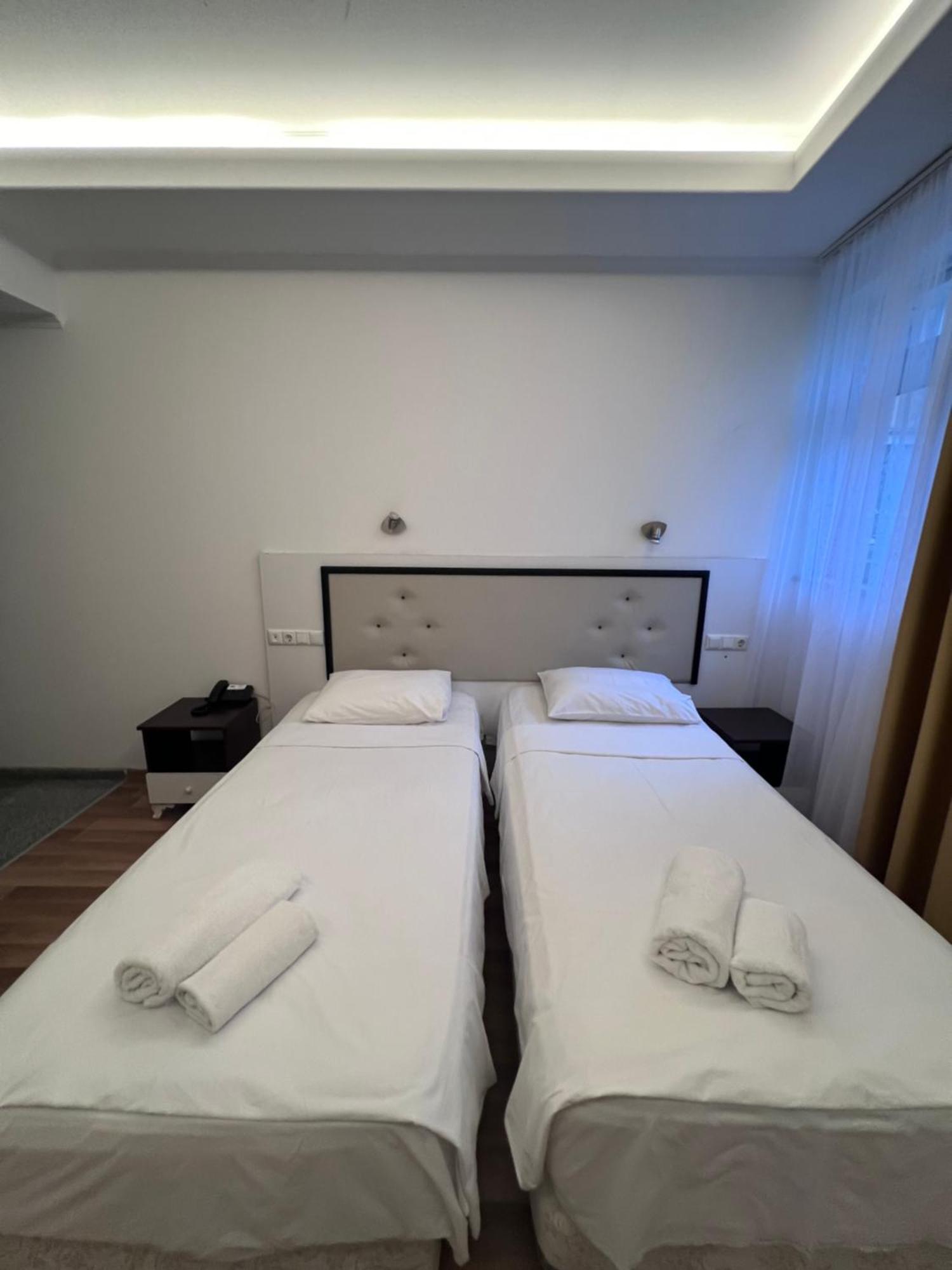 Hotel Argo Batumi Luaran gambar