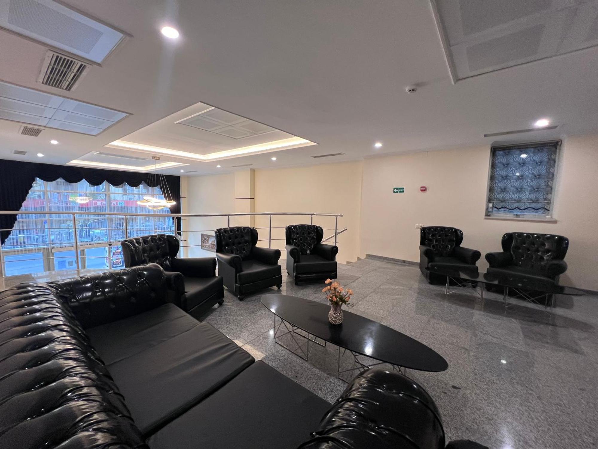 Hotel Argo Batumi Luaran gambar