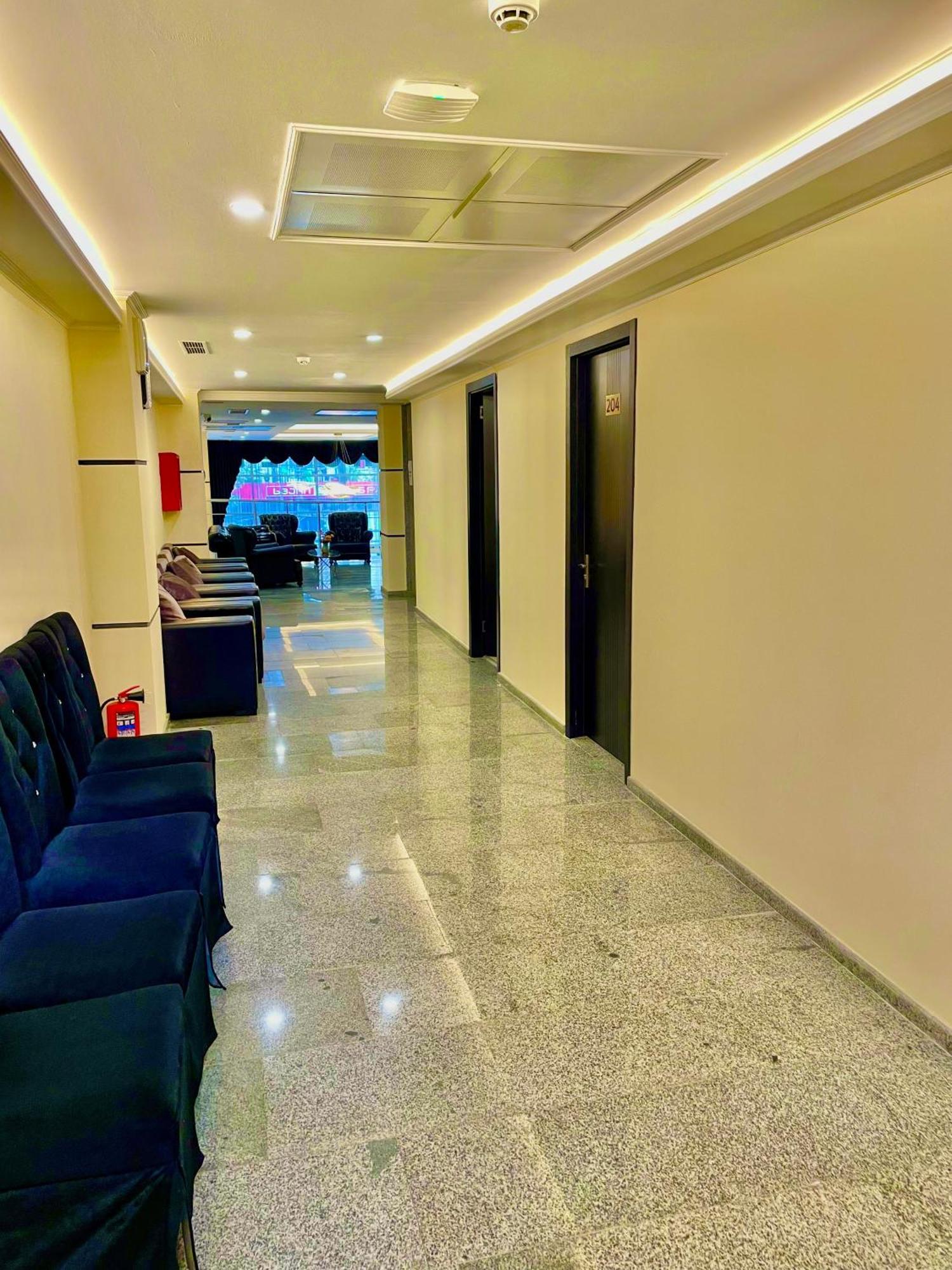 Hotel Argo Batumi Luaran gambar